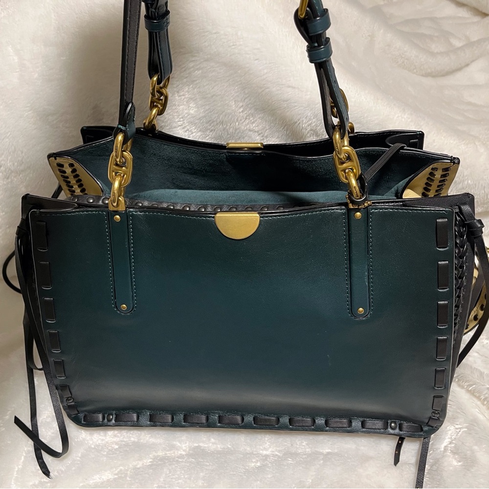 Gorgeous Coach green leather everyday bag.